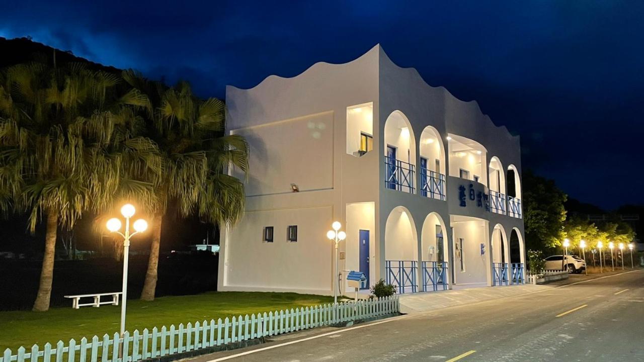 Blue And White Style Holiday B&B Guanshan Exterior photo